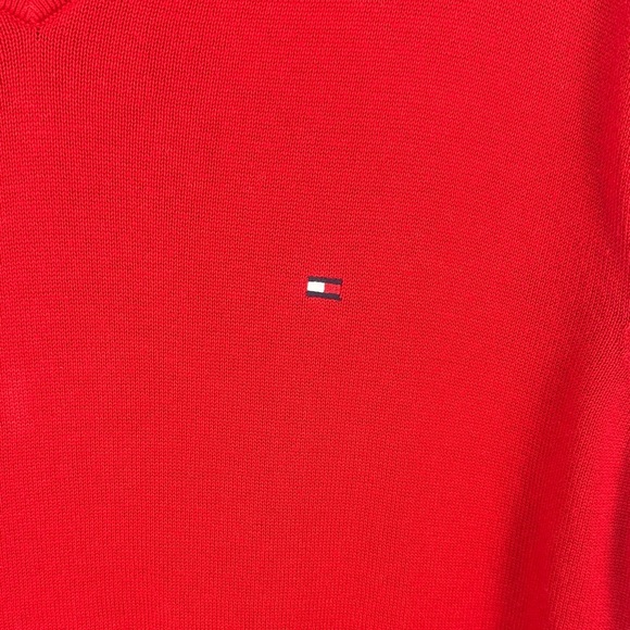 Tommy Hilfiger 100% Cotton Classic Casual Men's V-Neck Large Sweater in Bold Red - Picture 6 of 9